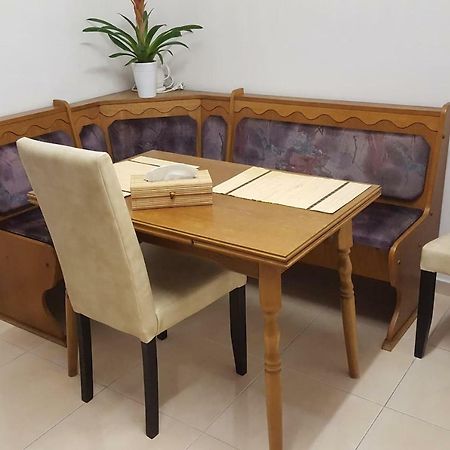 Apartament Gia Oradea Eksteriør bilde